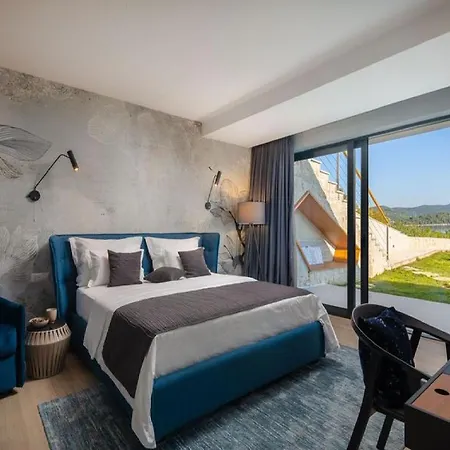 Willa Magnificent Murter Royal 4 Bedrooms Sea Views & Private Pool Jezera