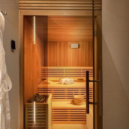 Magnificent Murter Royal 4 Bedrooms Sea Views & Private Pool *