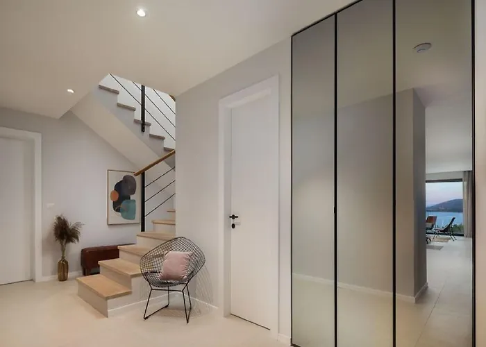 Magnificent Murter Royal 4 Bedrooms Sea Views & Private Pool Jezera